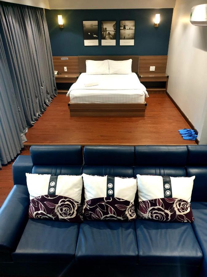 Reddoorz Premium Cloud 9 An Nhon Hotel Ciudad Ho Chi Minh  Exterior foto